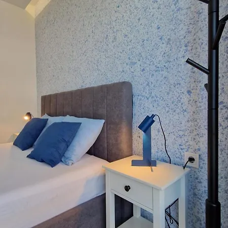 геновева Апартаменты *