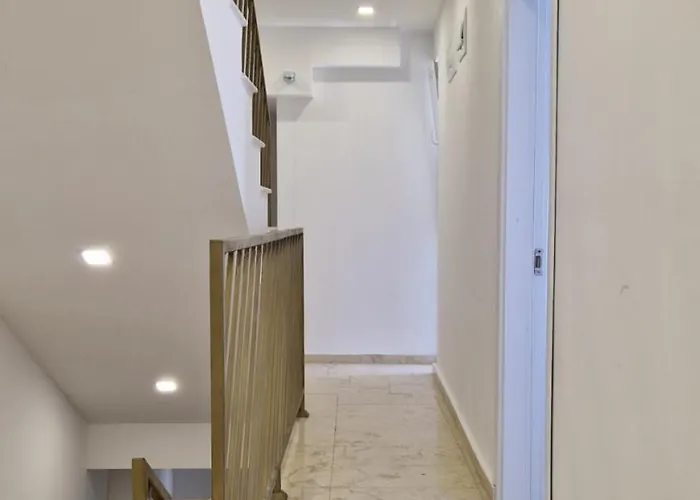 геновева * Kiten