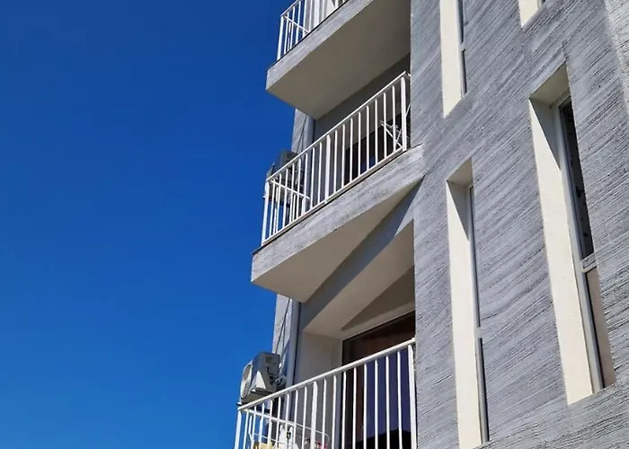 геновева Kiten