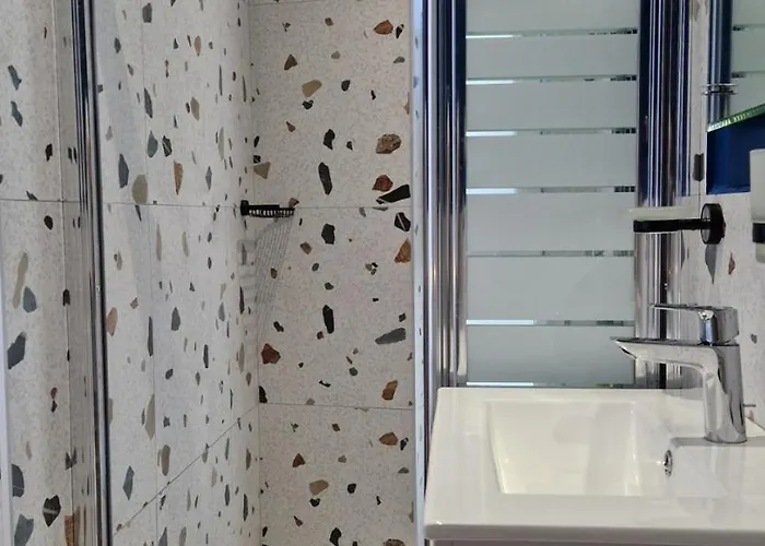 геновева * Kiten